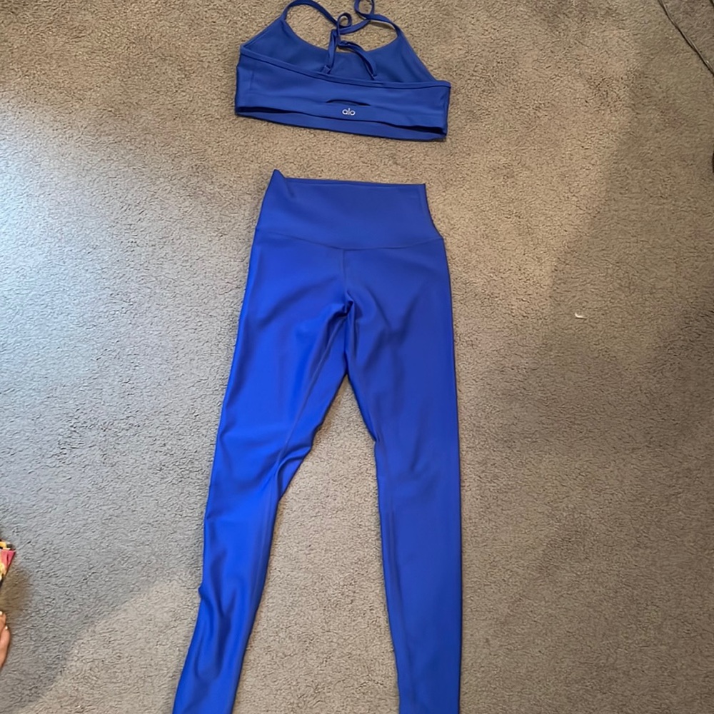 Alo airlift 7/8 legging and matching large bra